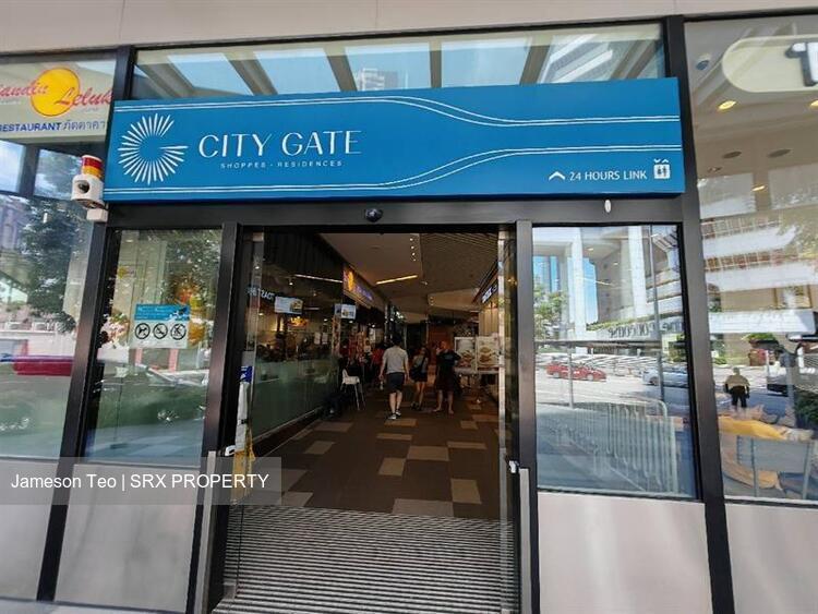 City Gate (D7), Retail #631948431